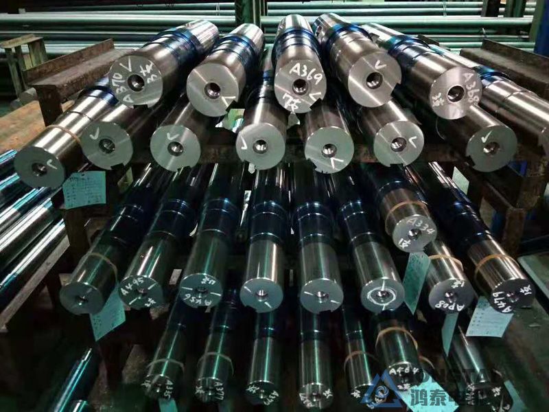 YBE2-132M-4电机轴伸两端打孔、特殊法兰